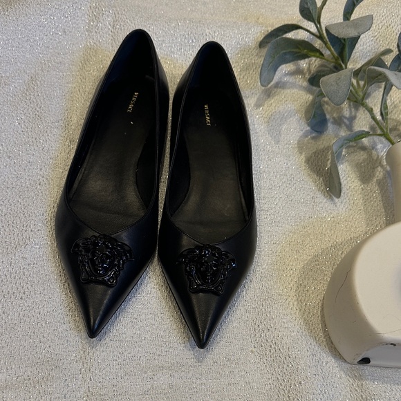 Women´s Black Medusa Ballerina Flats